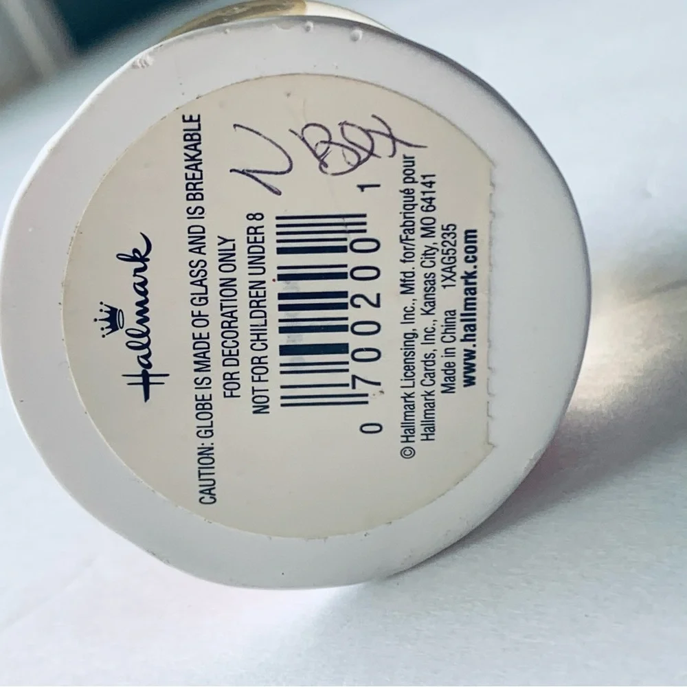 Hallmark Mini "Deer Friends" Snow Globe - Picture 4 of 6